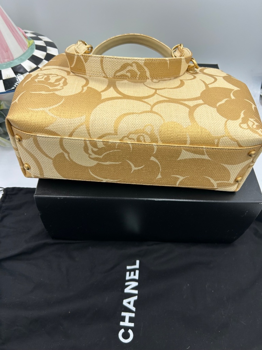 ****************Women’s Chanel Camellia Printed Raffia Chain Tote Bag. - Picture 6 of 15